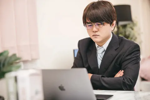 高知結婚相談所 ナナイロのブログ記事『本日は黙々とデスクワーク(^-^)』